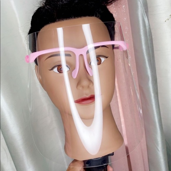 Face masks - Picture 5 of 5